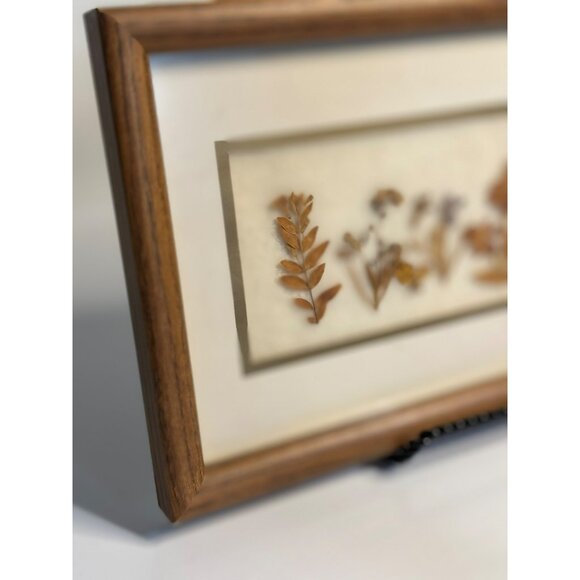 Vintage Pressed Dried Flower Art Frame 12.5" | Botanical Herbarium Table Décor - Picture 6 of 9
